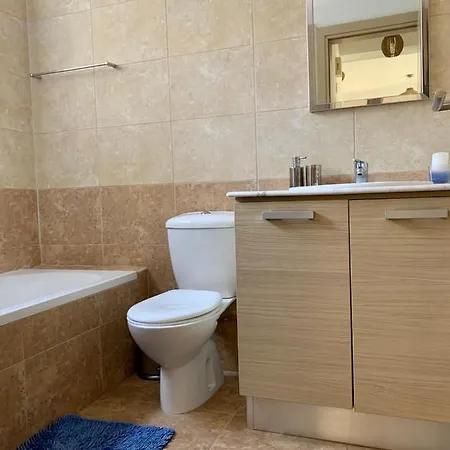 Lazuli Center Ap 42 Апартаменты Ларнака