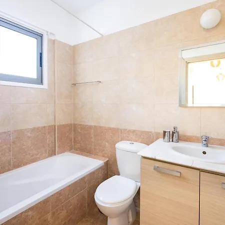 Lazuli Center Ap 42 *